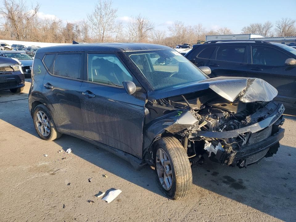 2024 KIA SOUL LX 4