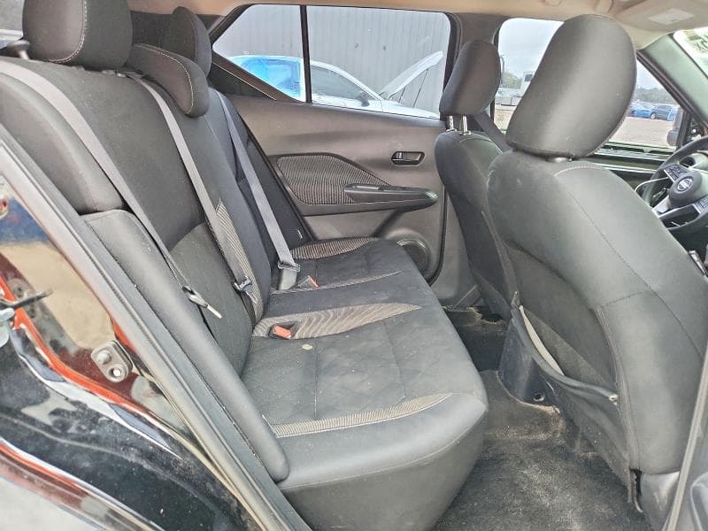 2020 NISSAN KICKS S 10