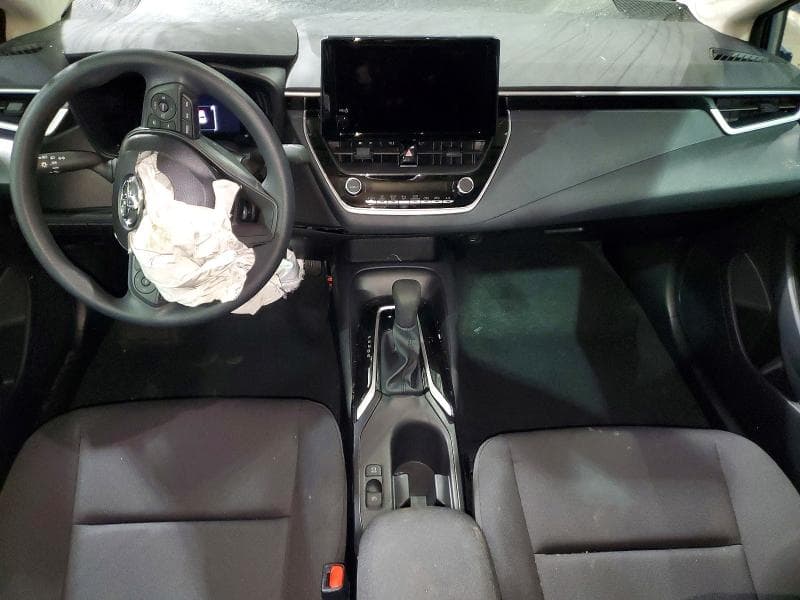 2026 TOYOTA COROLLA LE 8