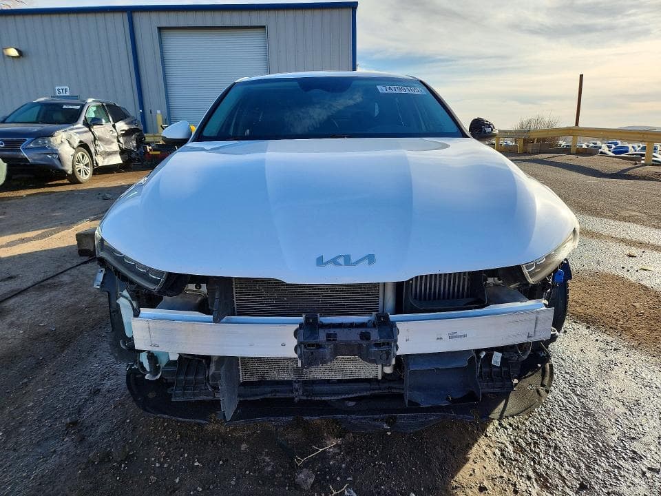 2022 KIA K5 LXS 5