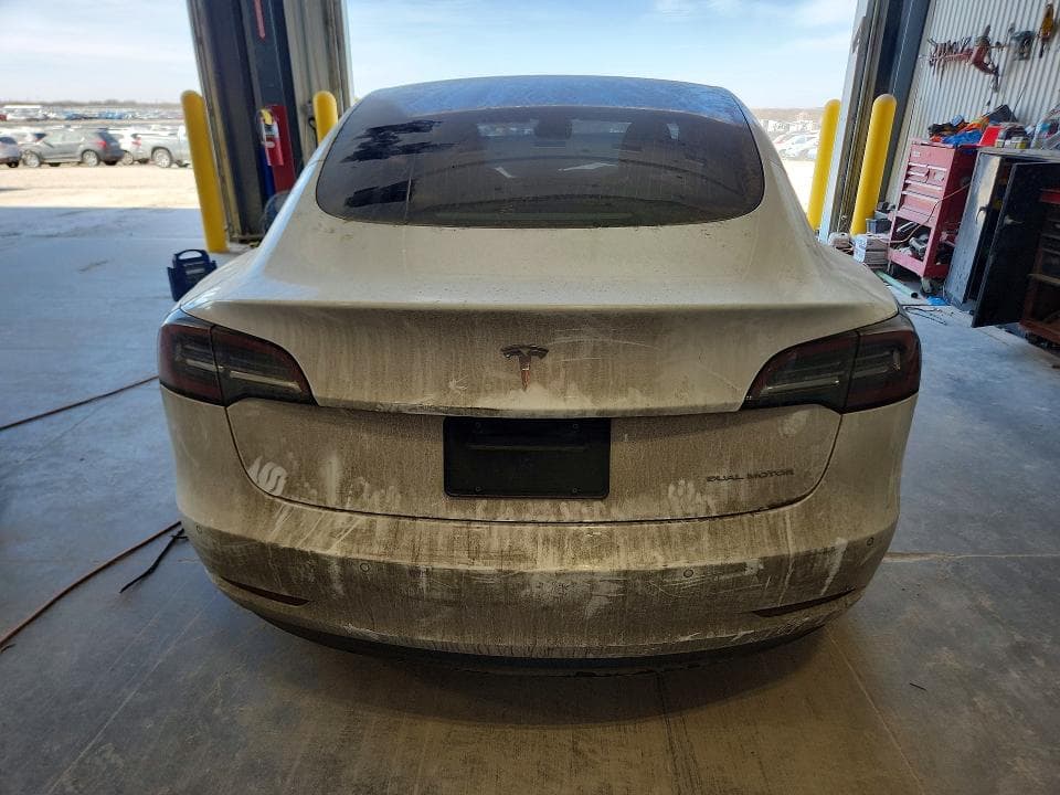 2020 TESLA MODEL 3 6
