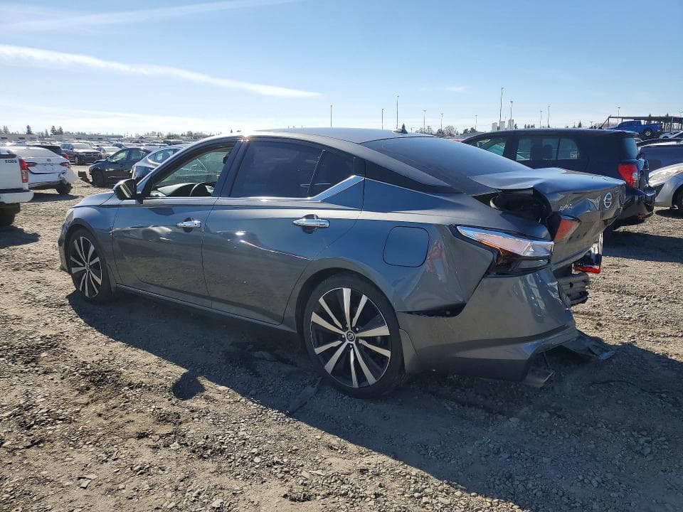 2020 NISSAN ALTIMA PLATINUM 2