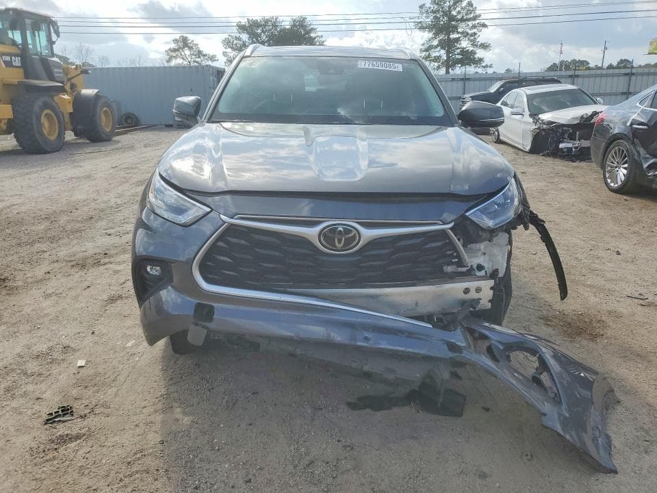2020 TOYOTA HIGHLANDER XLE 5