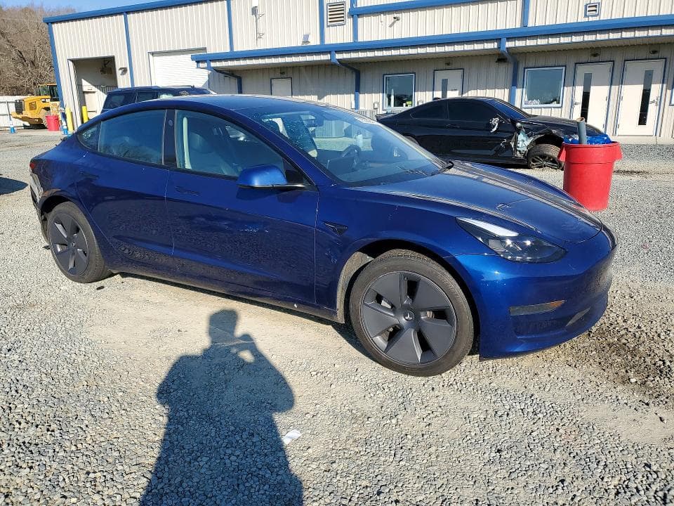 2023 TESLA MODEL 3 4