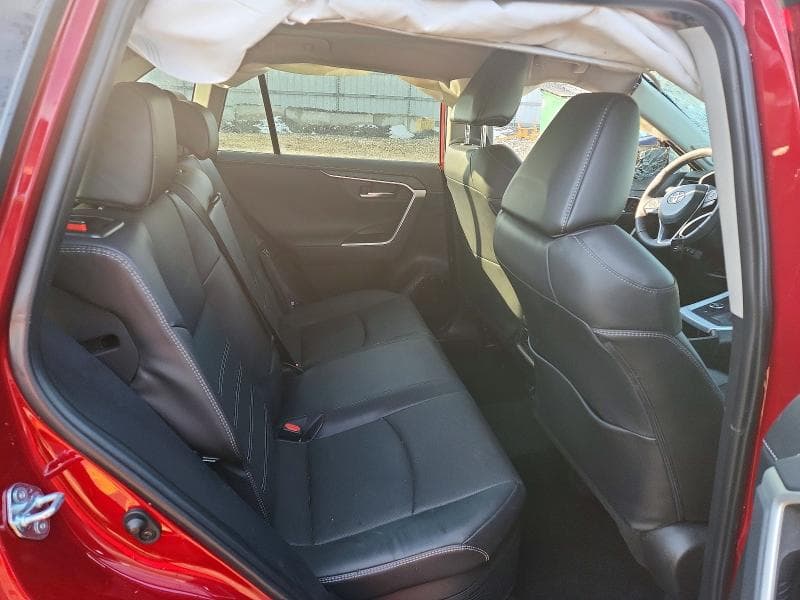 2024 TOYOTA RAV4 LIMITED 10