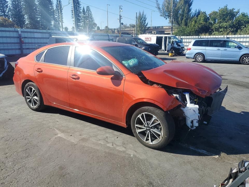 2023 KIA FORTE LX 4