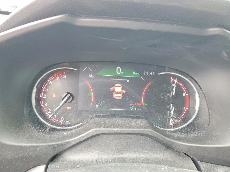 2024 TOYOTA RAV4 XLE 9