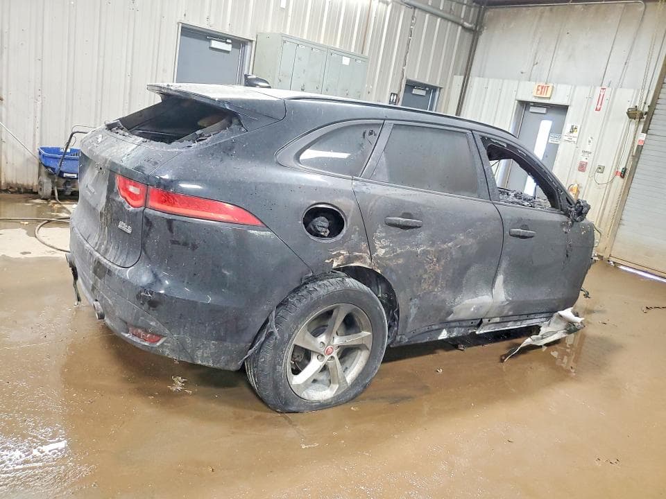 2017 JAGUAR F-PACE PREMIUM 3