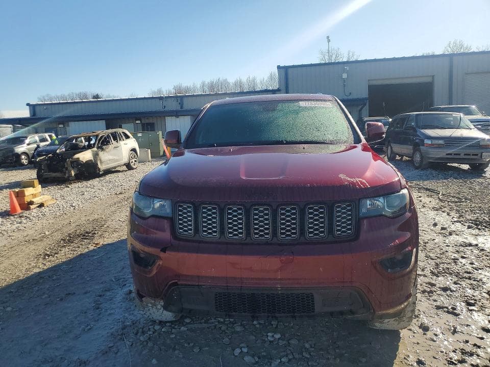 2018 JEEP GRAND CHEROKEE LAREDO 5