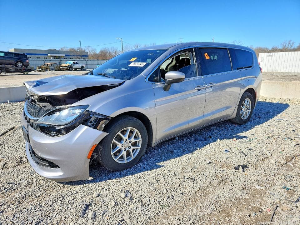 2018 CHRYSLER PACIFICA LX - 1