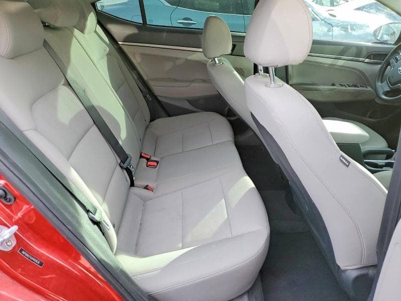 2018 HYUNDAI ELANTRA SEL 10