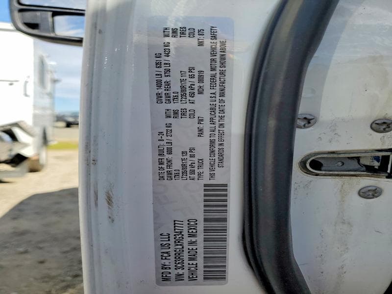 2024 RAM 3500 TRADESMAN 13