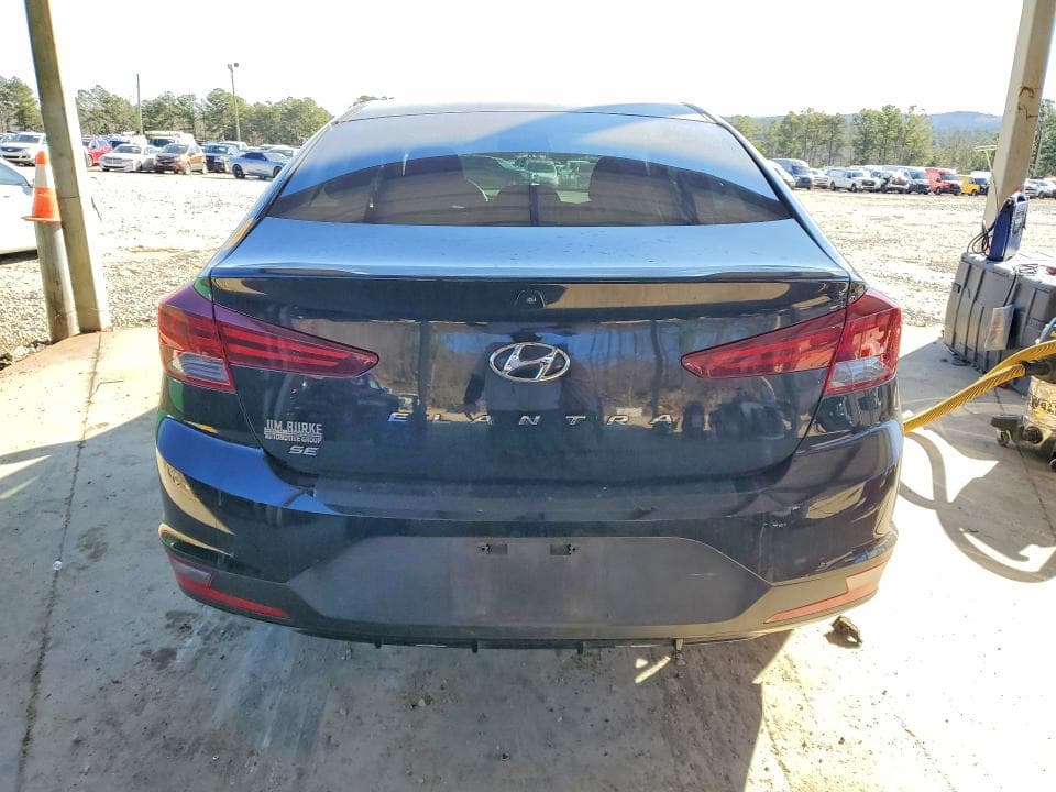 2020 HYUNDAI ELANTRA SE 6