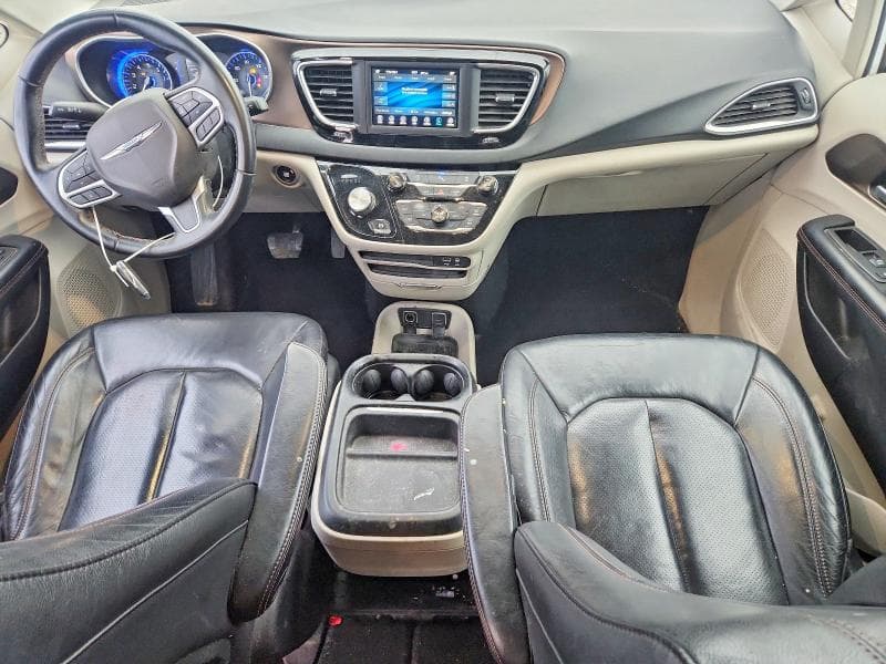 2018 CHRYSLER PACIFICA TOURING L 8