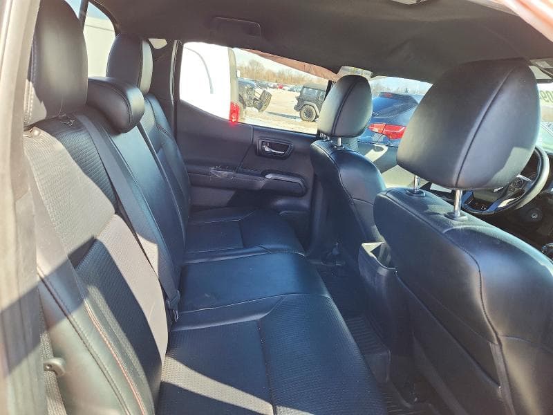 2017 TOYOTA TACOMA DOUBLE CAB 10