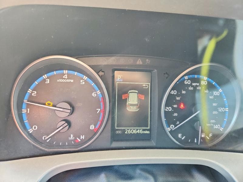 2018 TOYOTA RAV4 LE 9