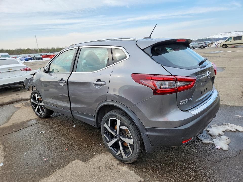 2022 NISSAN ROGUE SPORT SL 2