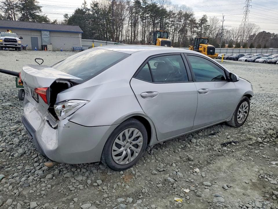 2019 TOYOTA COROLLA L 3