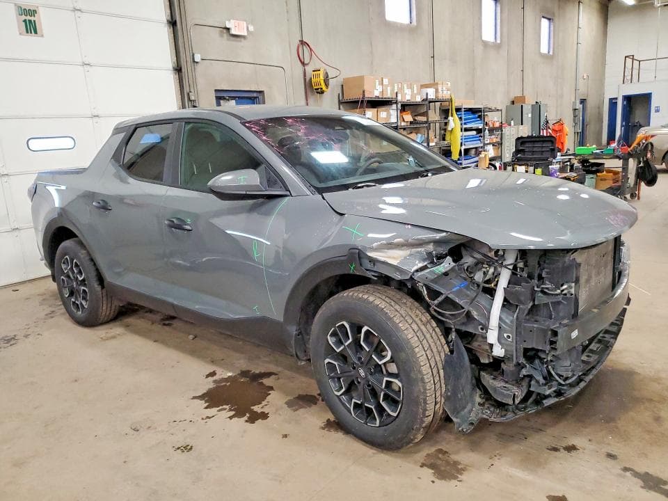 2023 HYUNDAI SANTA CRUZ SE 4