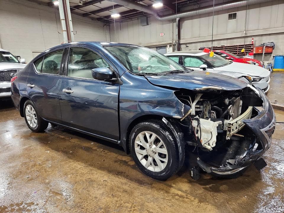 2017 NISSAN VERSA 1.6 S 4