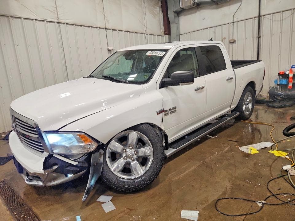 2017 RAM 1500 SLT - 1