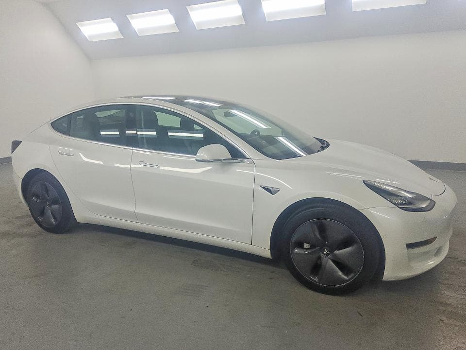 2020 TESLA MODEL 3 4