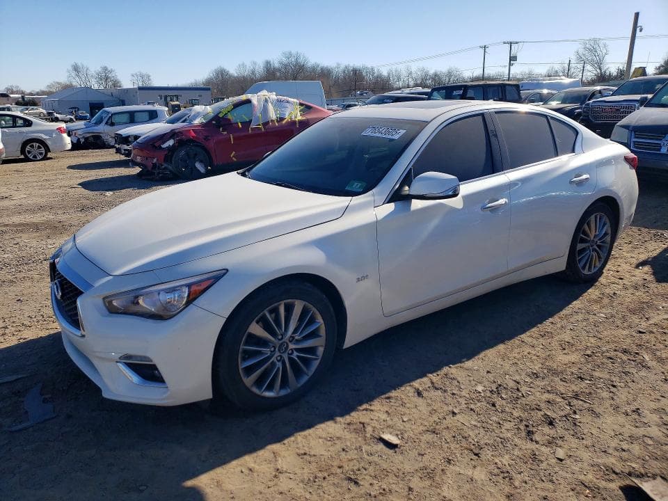 2018 INFINITI Q50 LUXE - 1