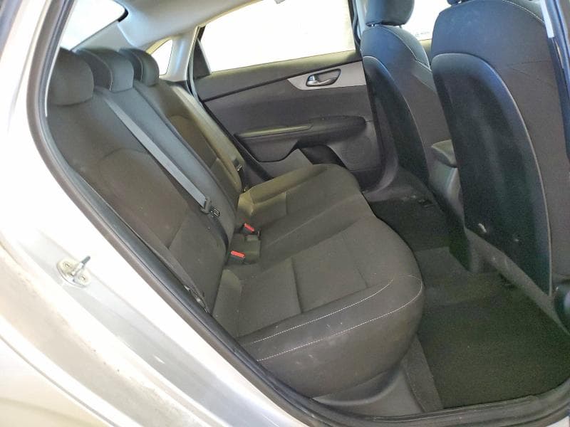 2019 KIA FORTE LXS 10