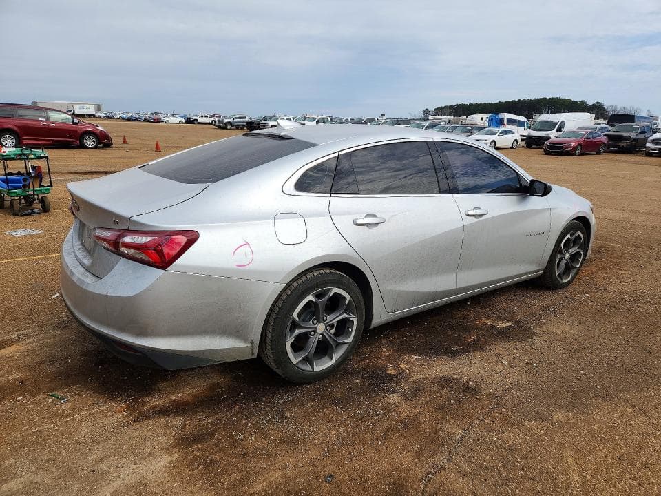 2022 CHEVROLET MALIBU LT 3