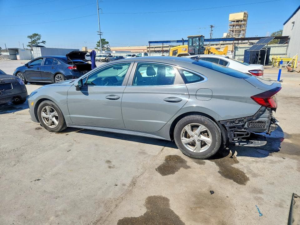 2020 HYUNDAI SONATA SE 2