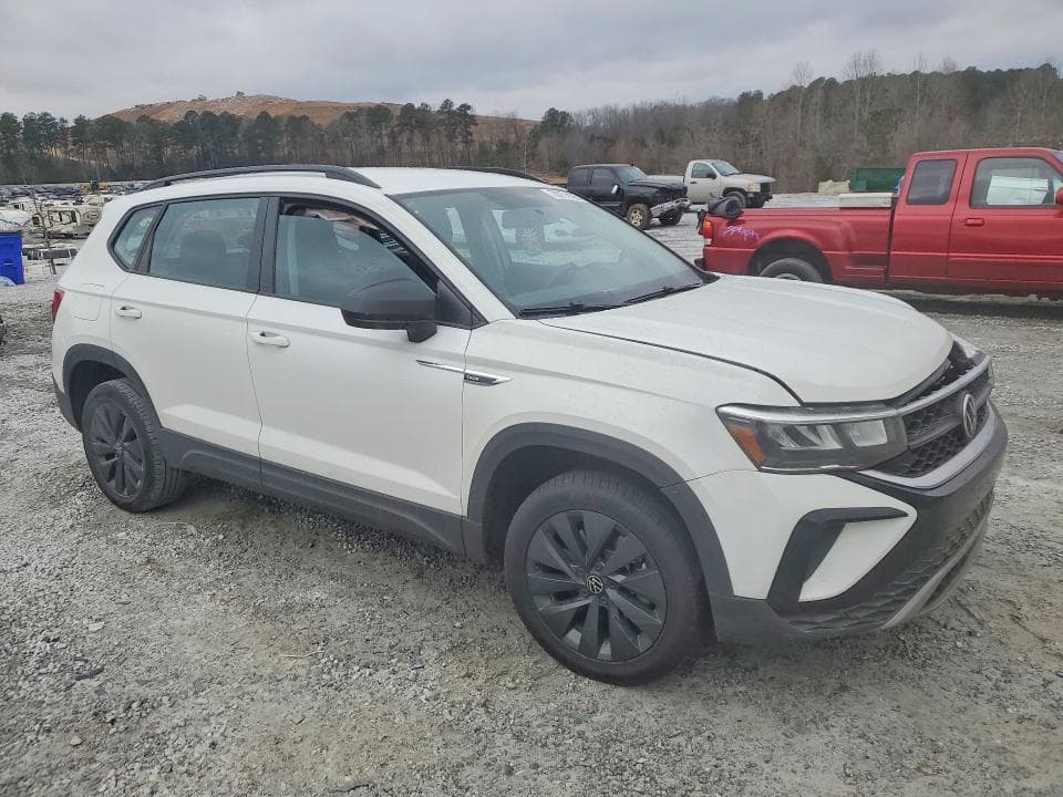 2022 VOLKSWAGEN TAOS S 4