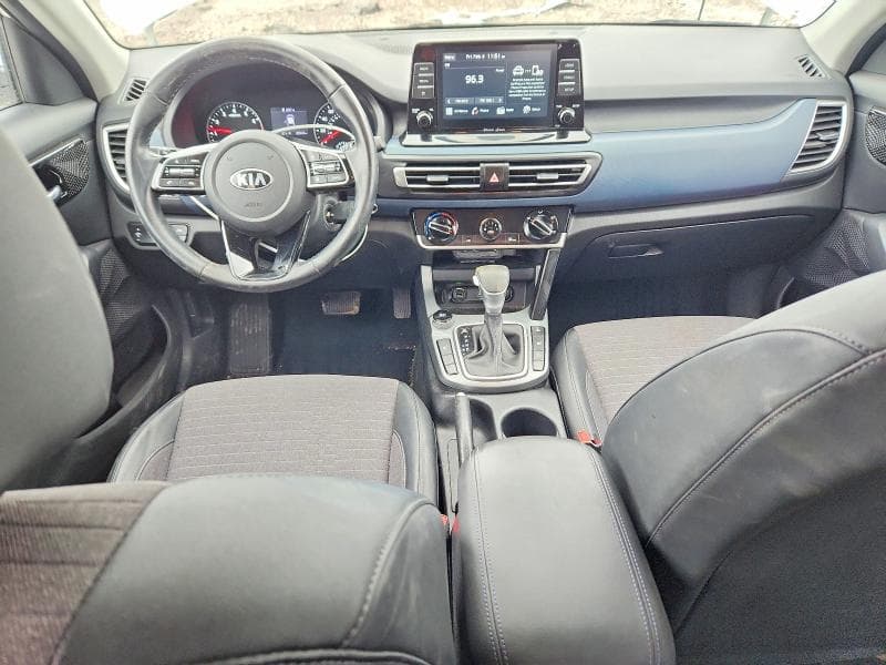 2021 KIA SELTOS S 8