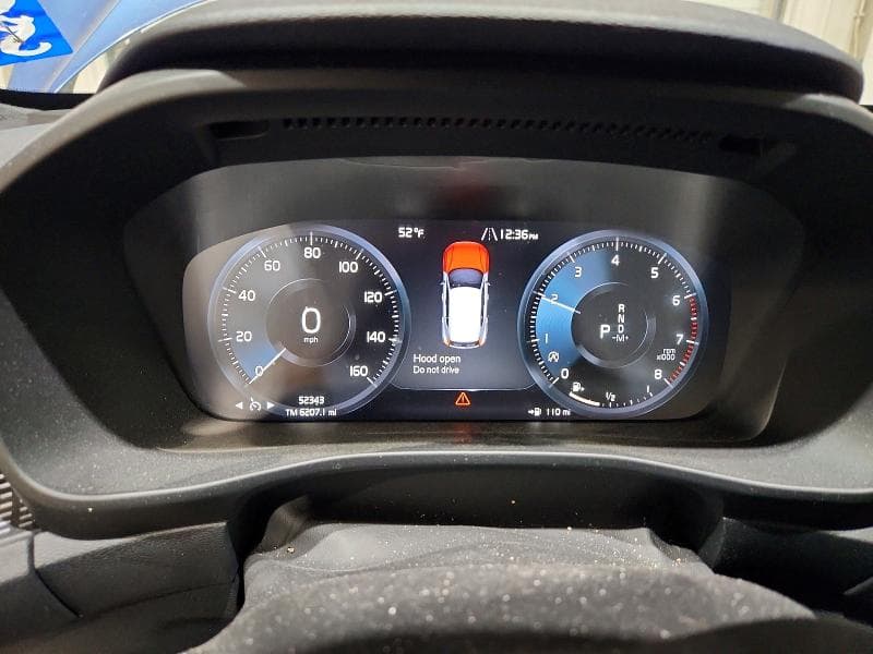 2020 VOLVO XC40 T5 R-DESIGN 9