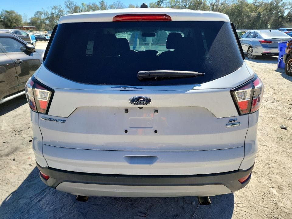 2017 FORD ESCAPE SE 6
