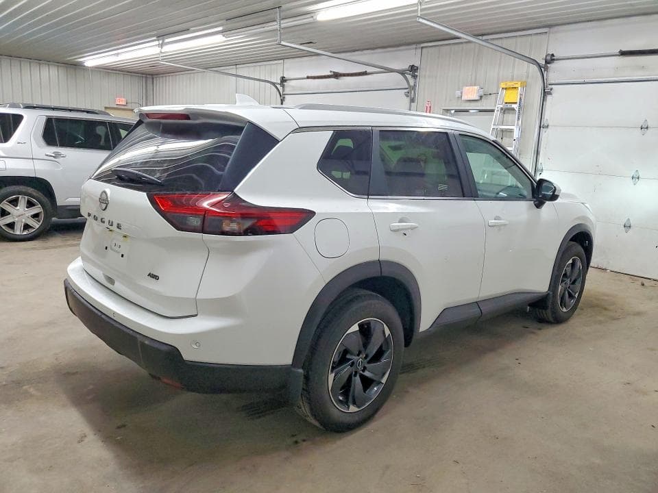 2026 NISSAN ROGUE SV 3