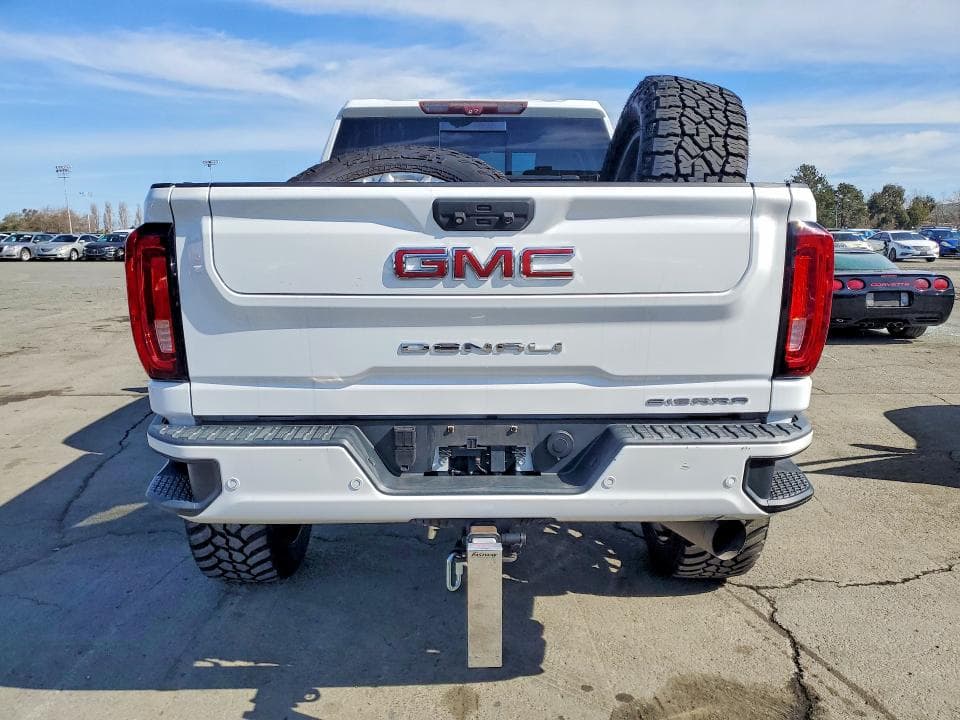 2020 GMC SIERRA K2500 DENALI 6
