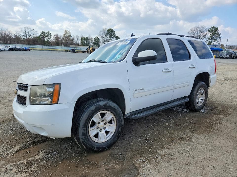 2011 CHEVROLET TAHOE - 1