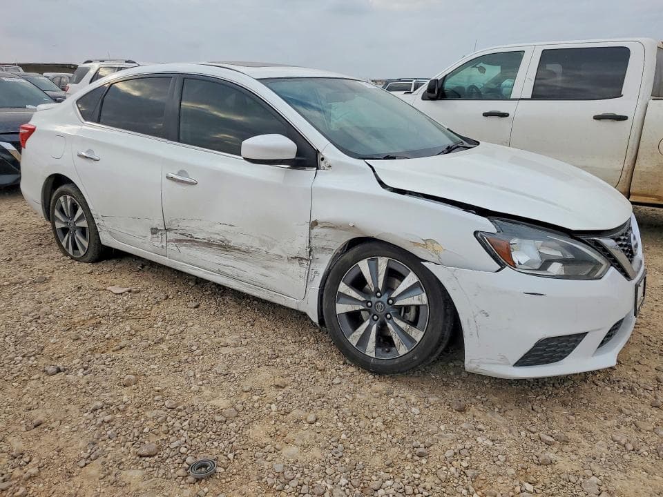 2019 NISSAN SENTRA S 4