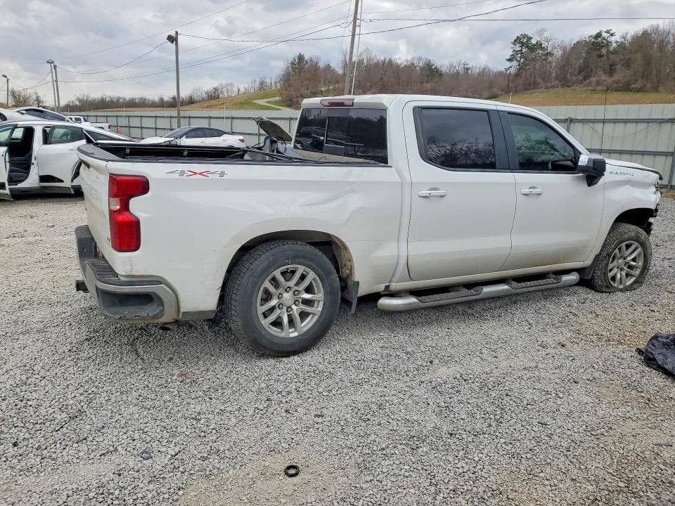 2019 CHEVROLET SILVERADO K1500 LT 3