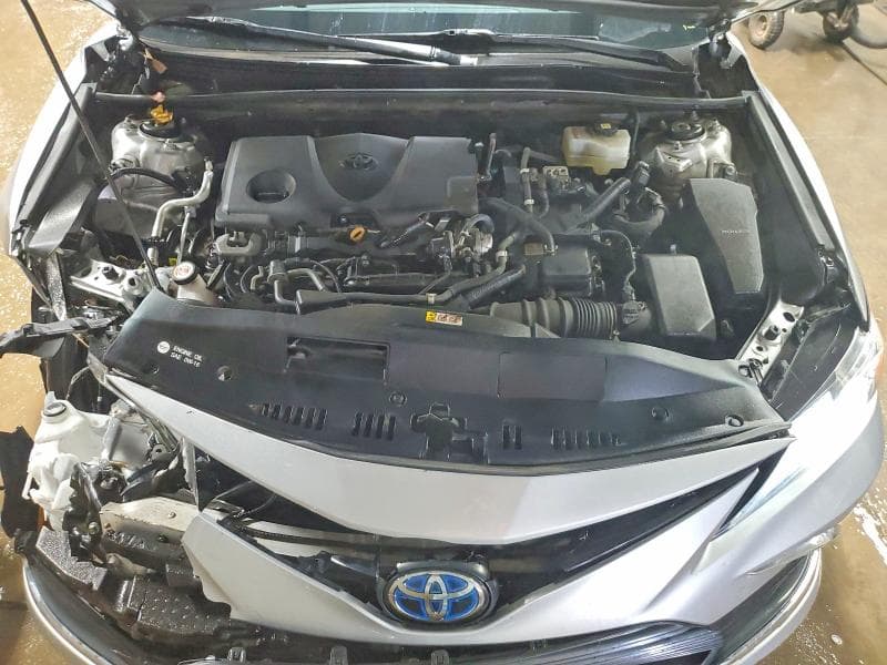 2022 TOYOTA CAMRY XLE 11