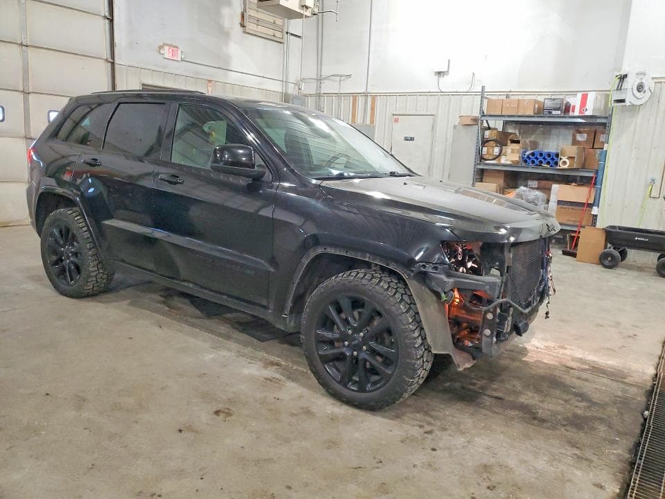 2017 JEEP GRAND CHEROKEE LAREDO 4