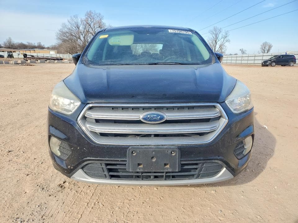 2017 FORD ESCAPE SE 5
