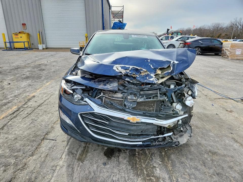 2022 CHEVROLET MALIBU LT 5