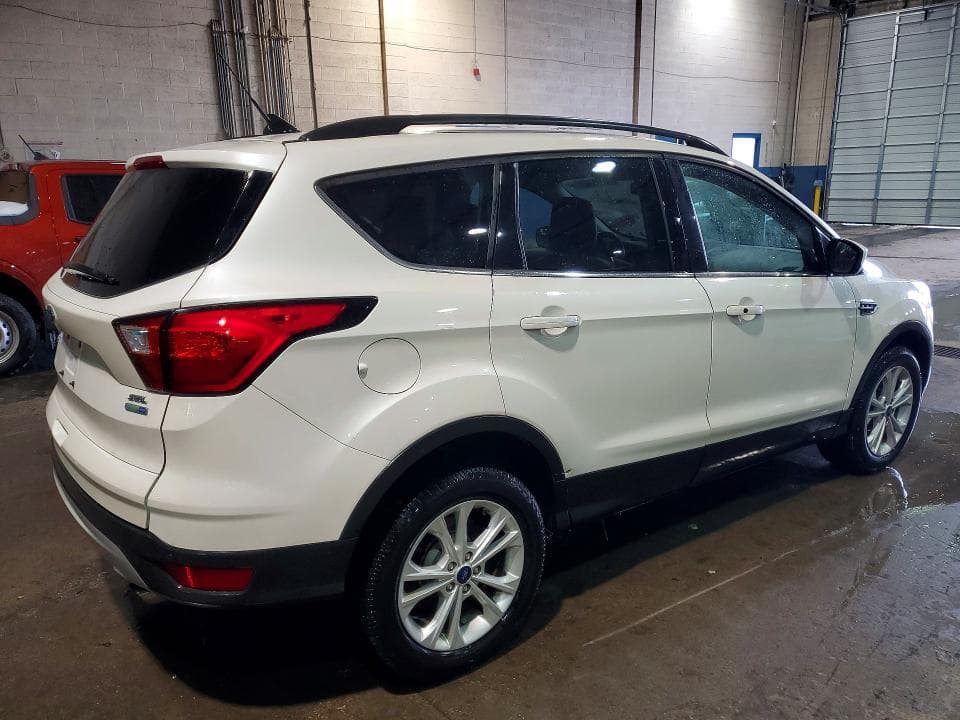 2019 FORD ESCAPE SEL 3