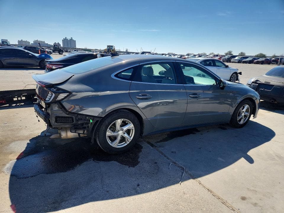 2020 HYUNDAI SONATA SE 3