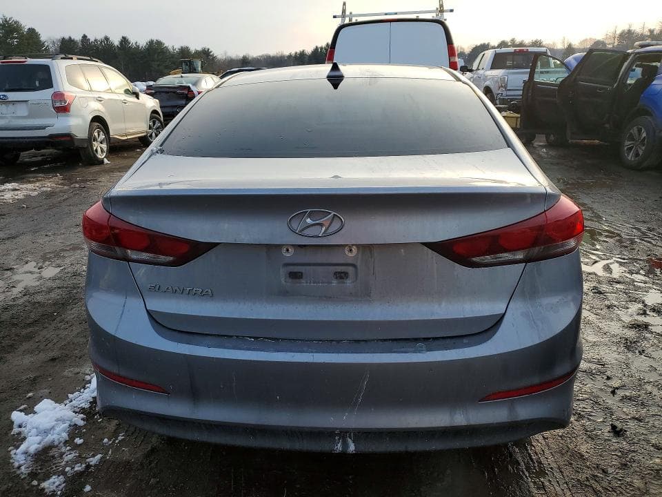 2017 HYUNDAI ELANTRA SE 6