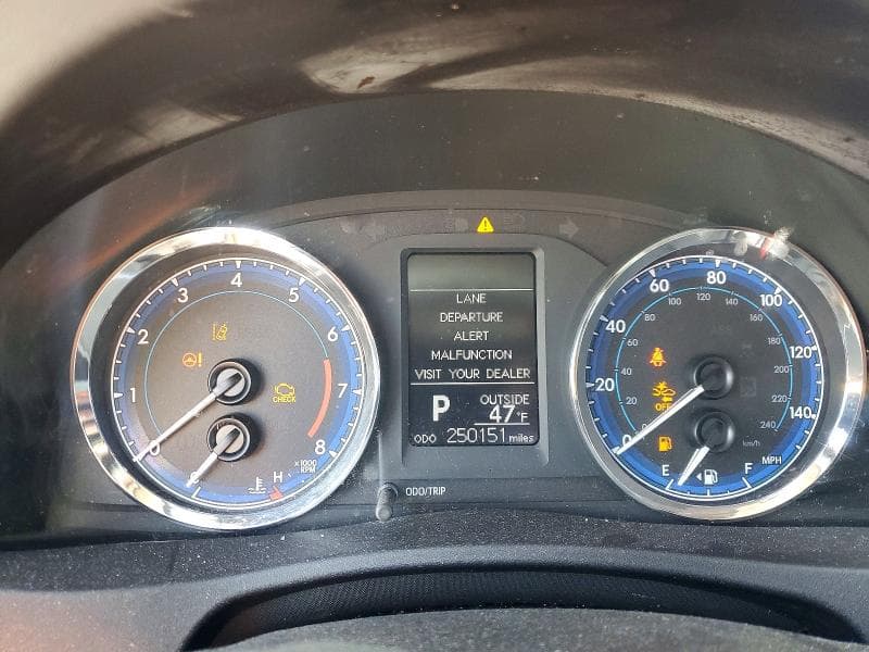 2017 TOYOTA COROLLA L 9