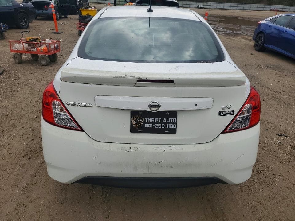 2018 NISSAN VERSA S 6
