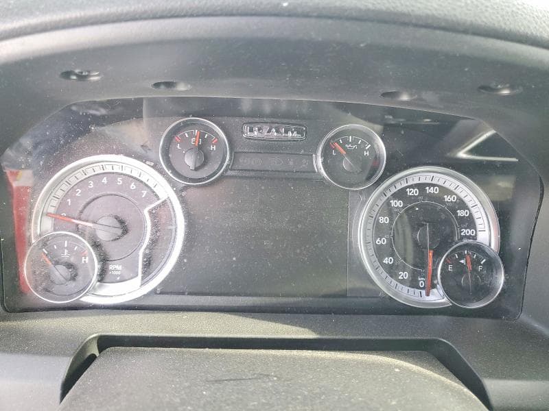2023 RAM TRUCKS 1500 CLASSIC SLT 9