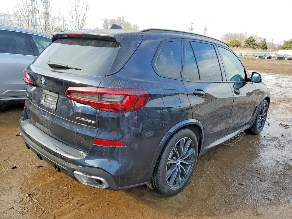 2023 BMW X5 XDRIVE45E 3